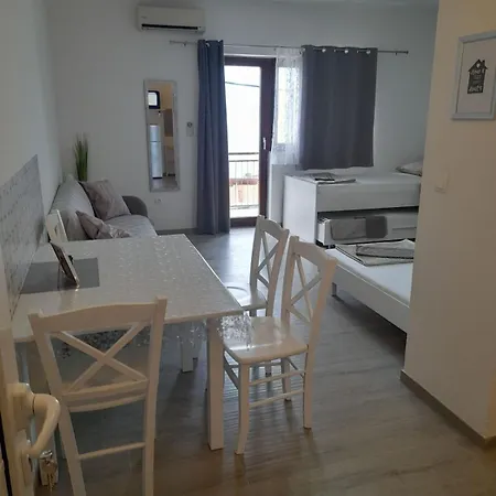 Stipe Apartament *